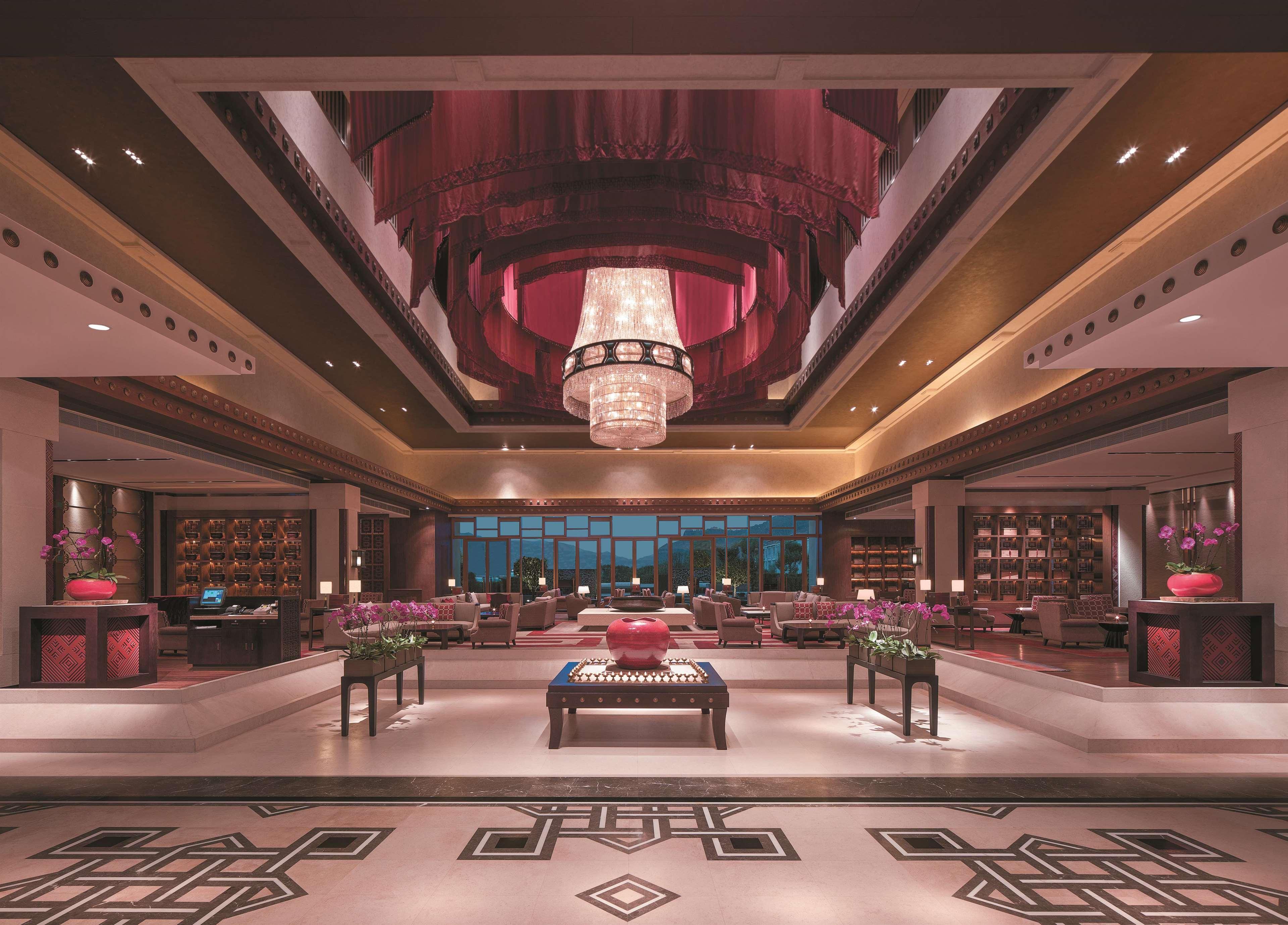 Shangri-La Lhasa Buitenkant foto